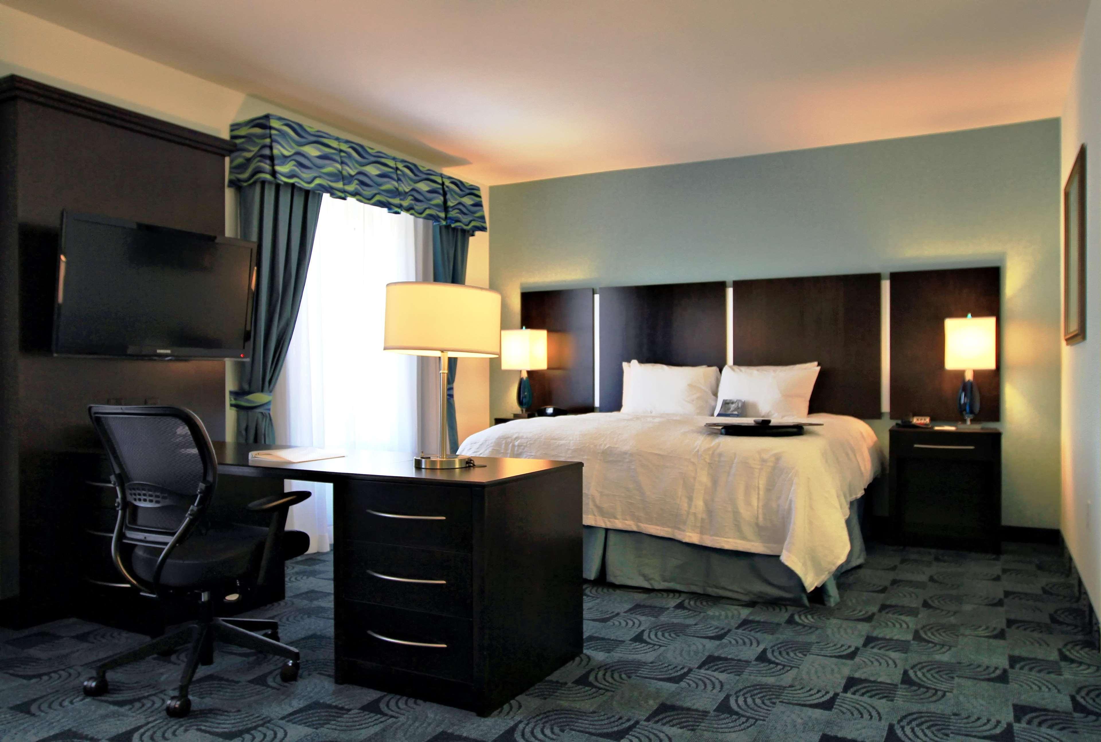 Hampton Inn And Suites Dallas/Lewisville-Vista Ridge Mall Стая снимка