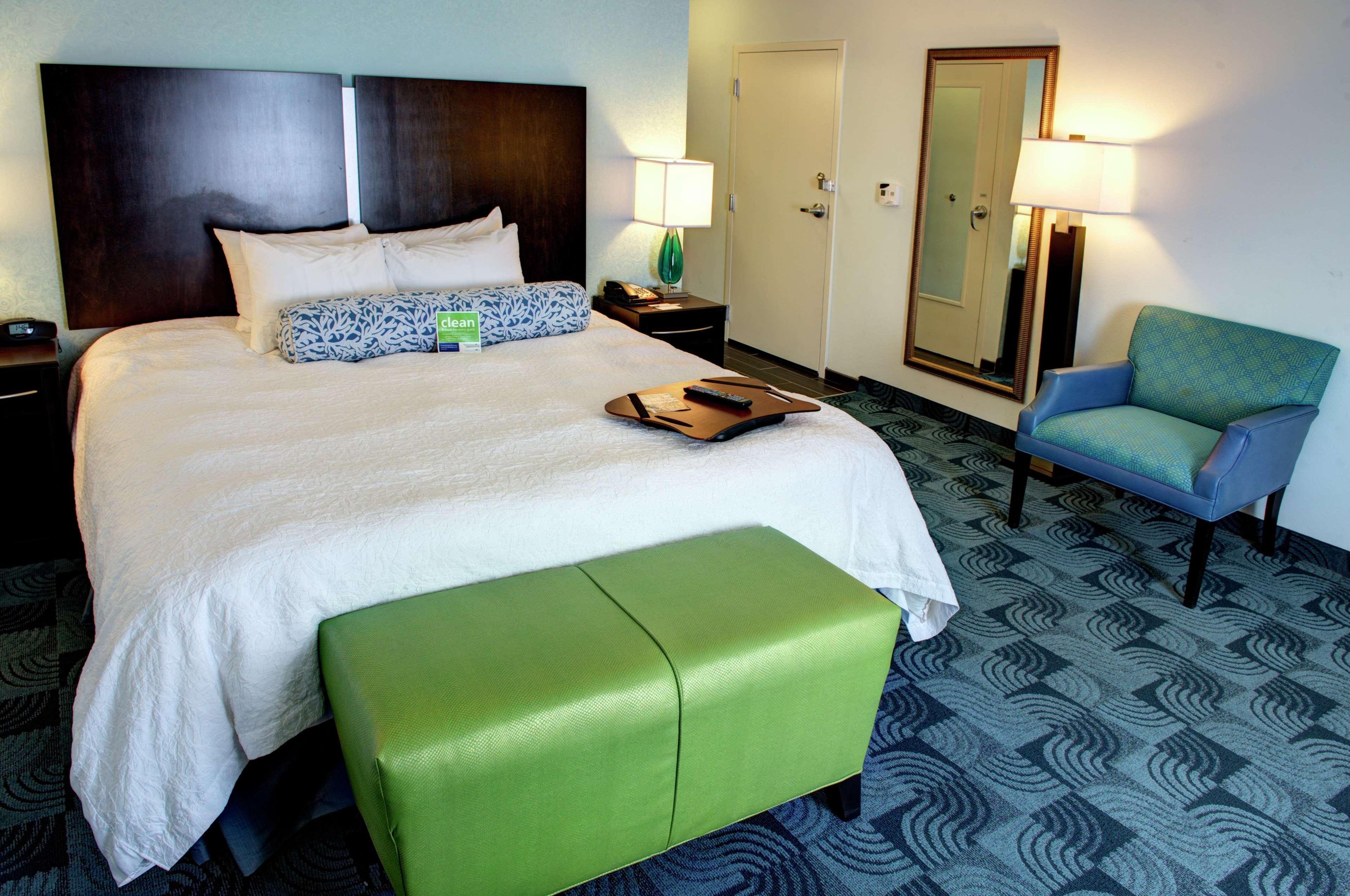Hampton Inn And Suites Dallas/Lewisville-Vista Ridge Mall Екстериор снимка