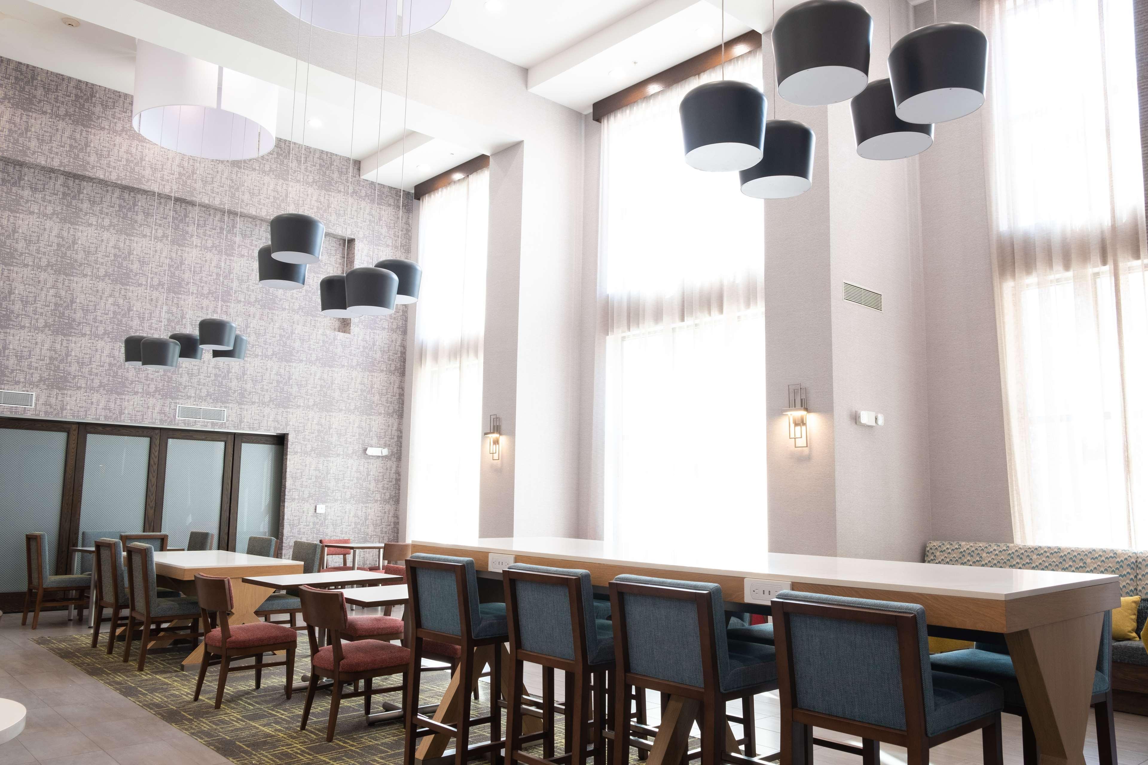 Hampton Inn And Suites Dallas/Lewisville-Vista Ridge Mall Екстериор снимка