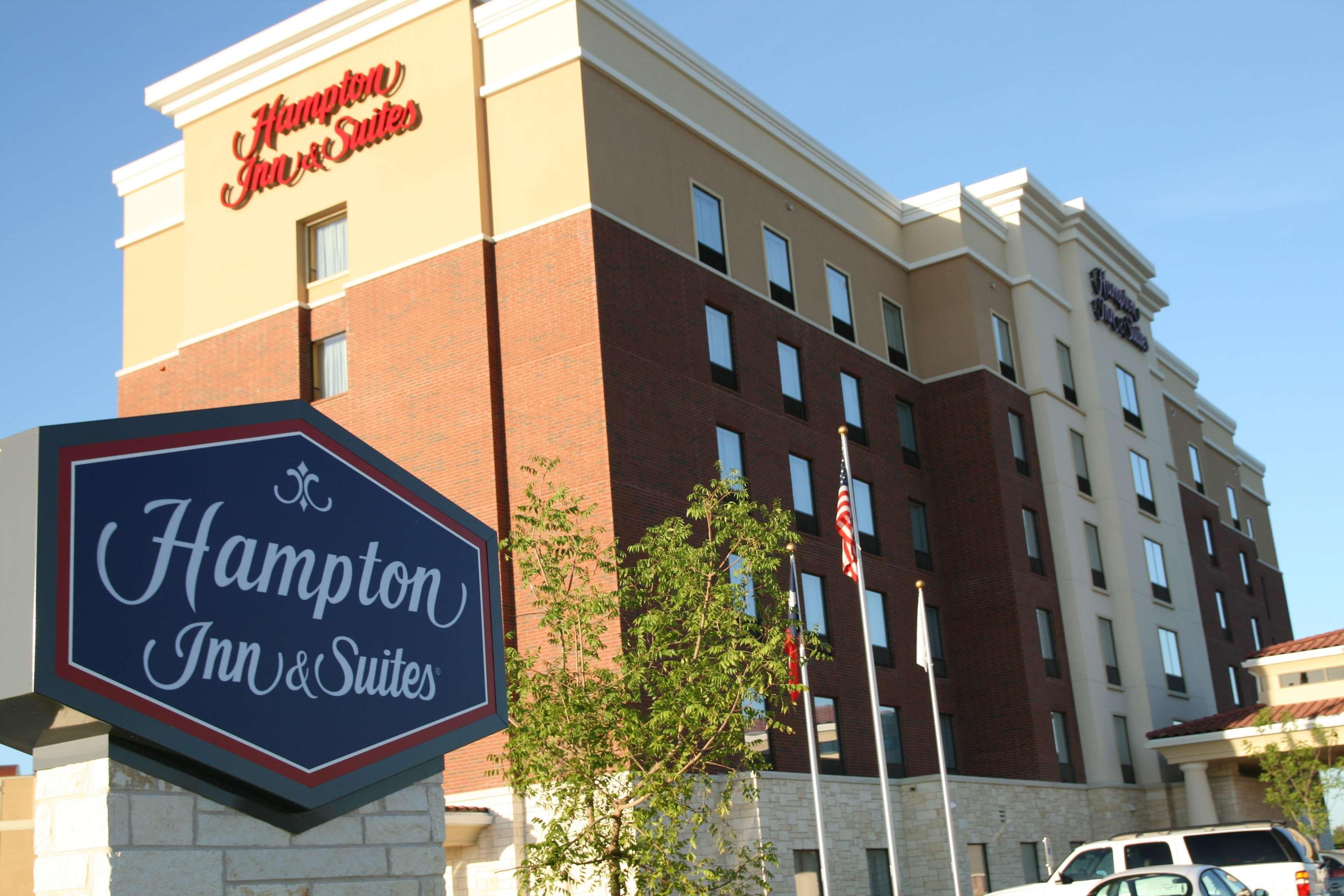 Hampton Inn And Suites Dallas/Lewisville-Vista Ridge Mall Екстериор снимка
