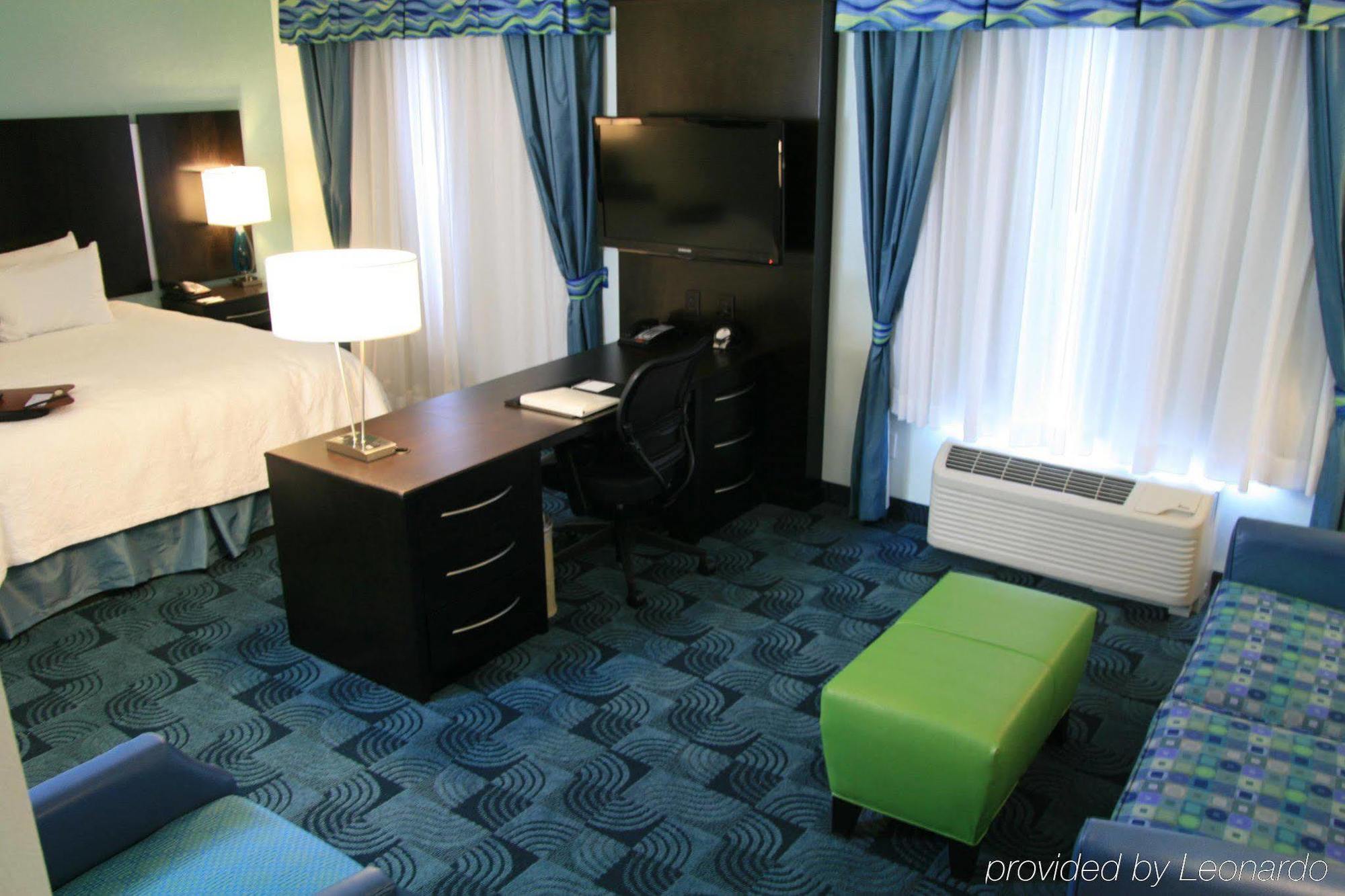 Hampton Inn And Suites Dallas/Lewisville-Vista Ridge Mall Стая снимка